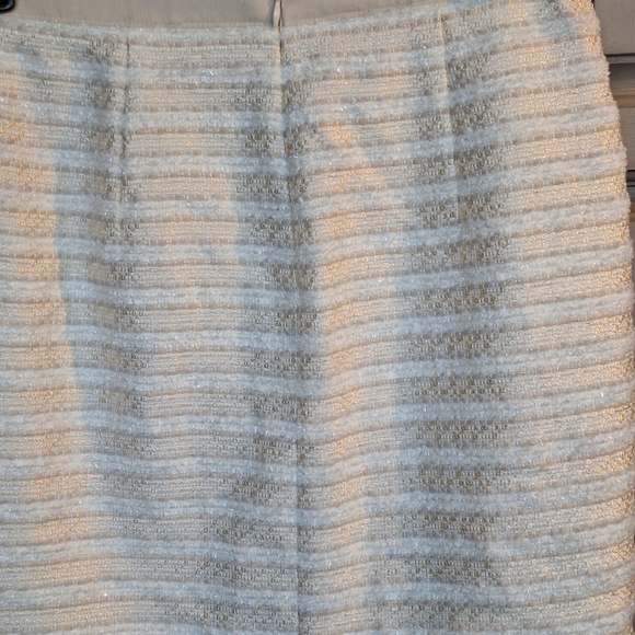 Love 21 Tweedy Skirt SzM Zip Back Vanilla/Creme Color Stripes Zip Pockets - Picture 8 of 8
